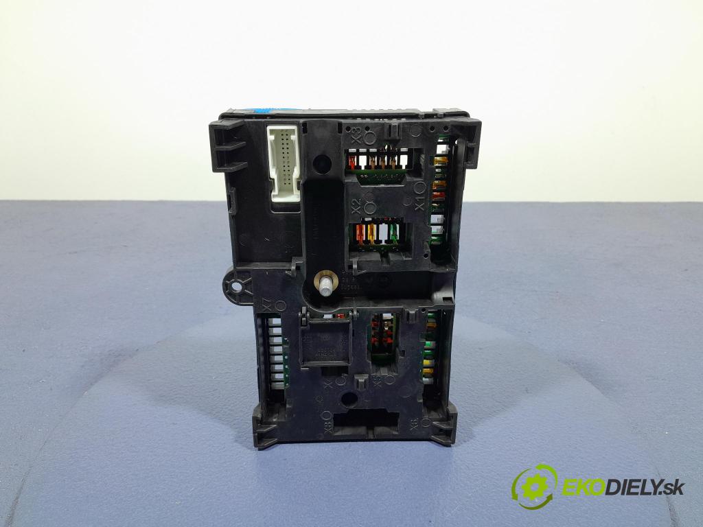 Bmw M5 2019 skrinka Poistky: 6837091