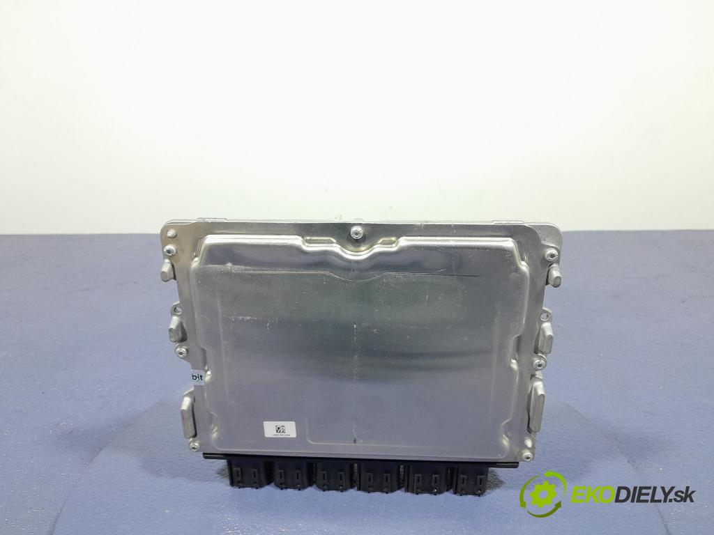 Bmw M5 2019 riadiaca jednotka Motor: 9468879