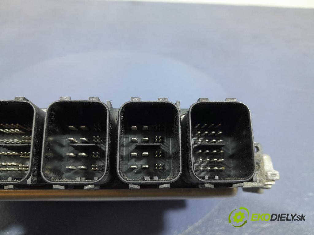 Bmw M5 2019 řídící jednotka Motor: 9468879