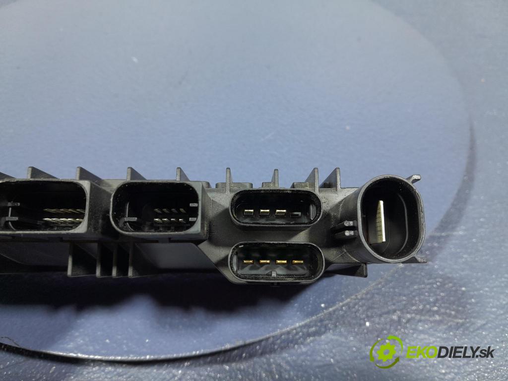 Bmw M5 2019 řídící jednotka 8638552