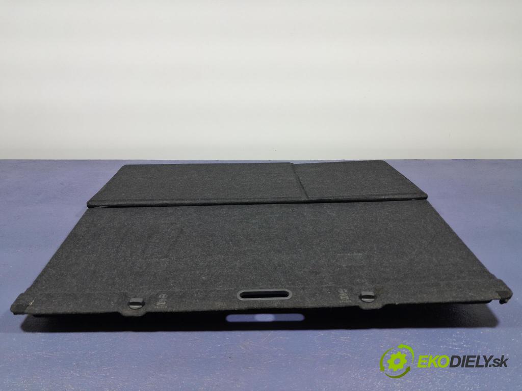 Toyota Yaris 2006 koberec do auta