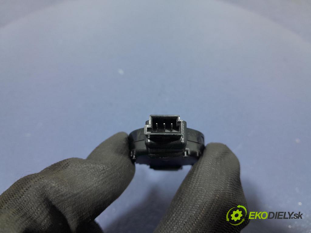 Bmw M5 2019 snímač Déšť / Soumrak 9475146