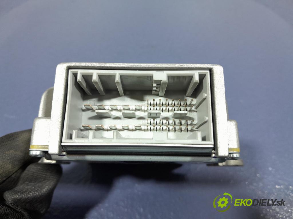 Bmw M5 2019 Zesilovač: 8717604