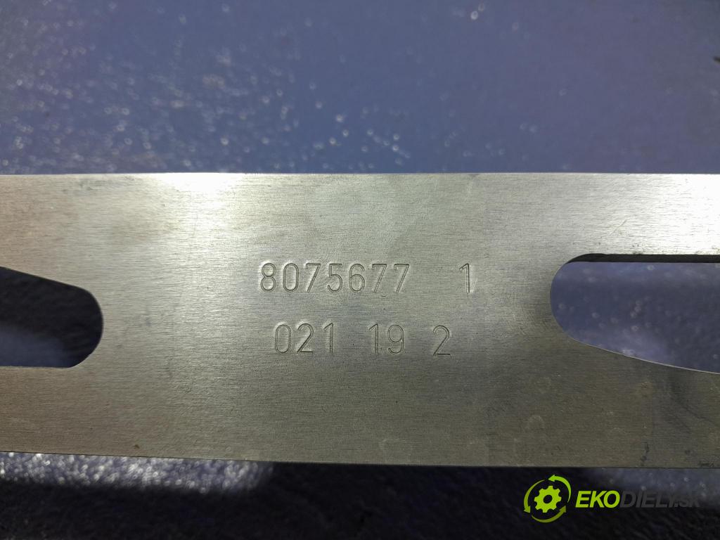 Bmw M5 2019 výztuha Čelní / stěna Přední 8075677