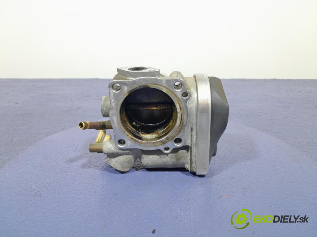 Vw Golf 2005 škrticí klapka 06A133062AB