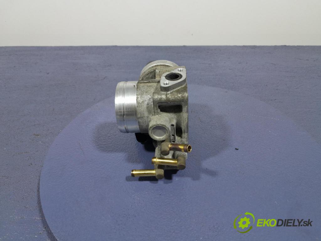 Vw Golf 2005 škrticí klapka 06A133062AB