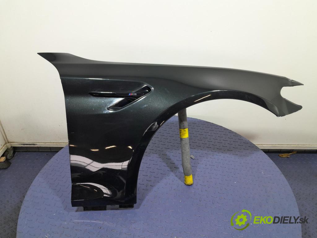 Bmw M5 2019 blatník Predné v pravo: