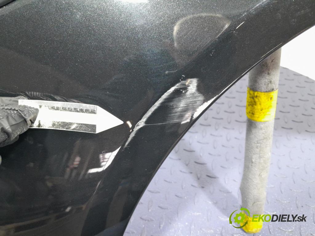 Bmw M5 2019 blatník Predné v pravo: