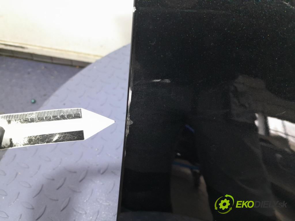 Bmw M5 2019 blatník Predné v pravo: