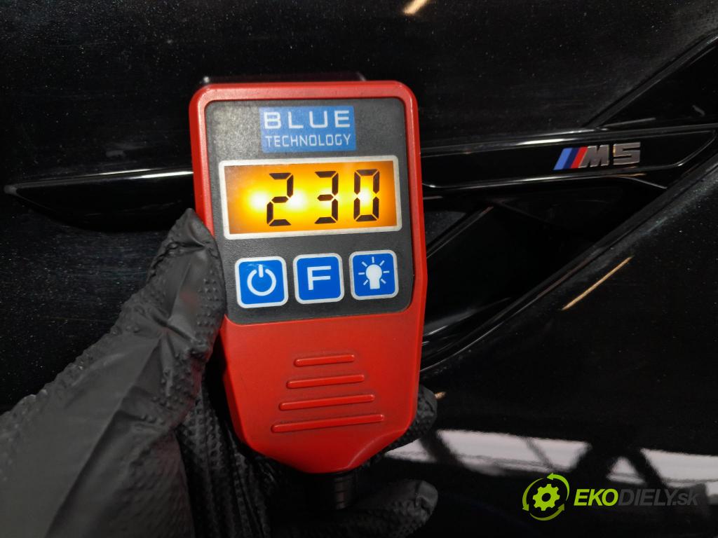 Bmw M5 2019 blatník Predné v pravo: