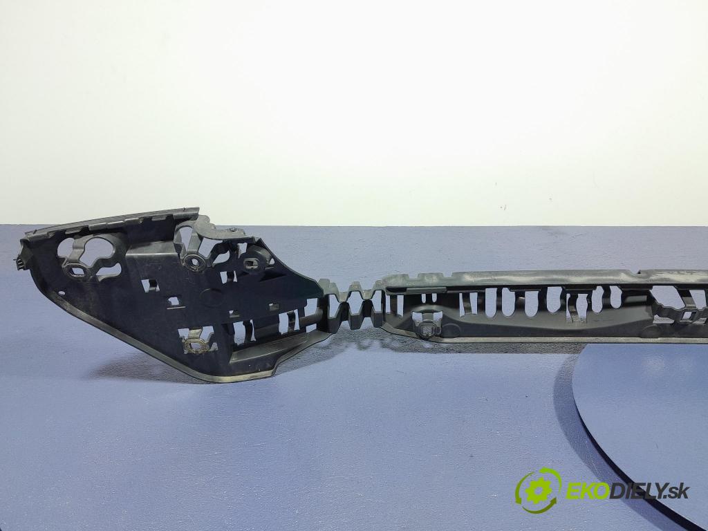 Bmw M5 2019 Upevnenie: narazník 8067762