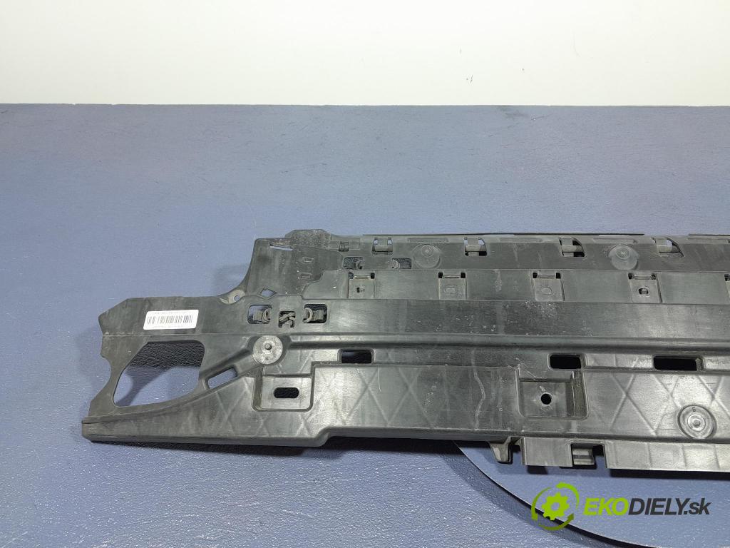 Bmw M5 2019 Upevnenie: narazník 8065846