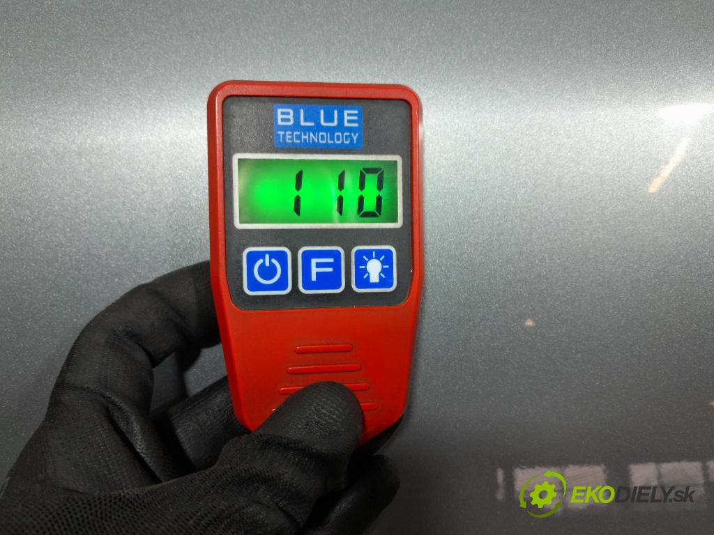 Toyota Yaris 2006 dvere Predné Vľavo: