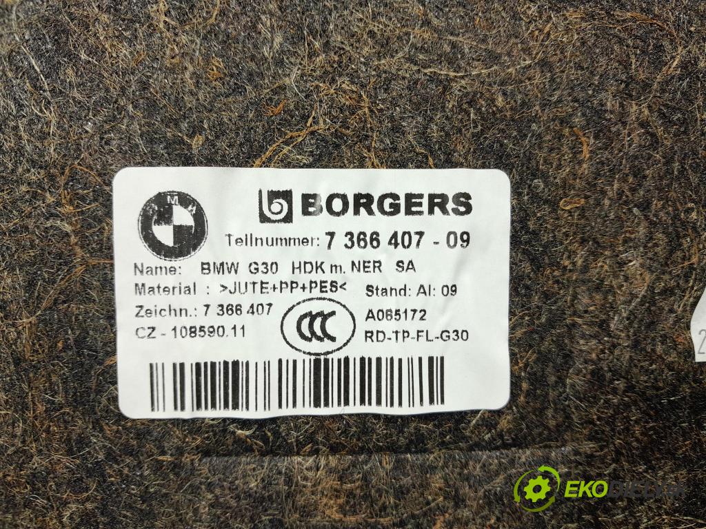 Bmw M5 2019 Tapacír: kufr 7366407