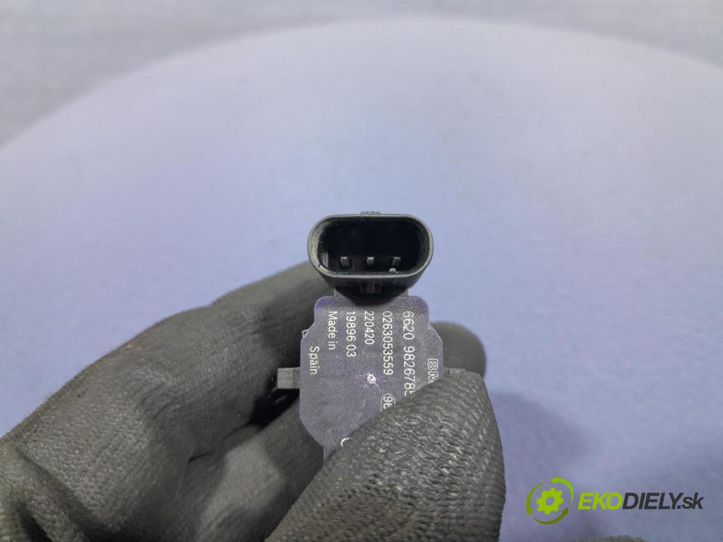 Bmw Z4 2022 snímač / riadiaca jednotka PDC 9826785