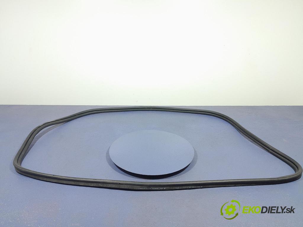 Bmw M5 2019 Těsnění: Kryty: kufra: 7366401