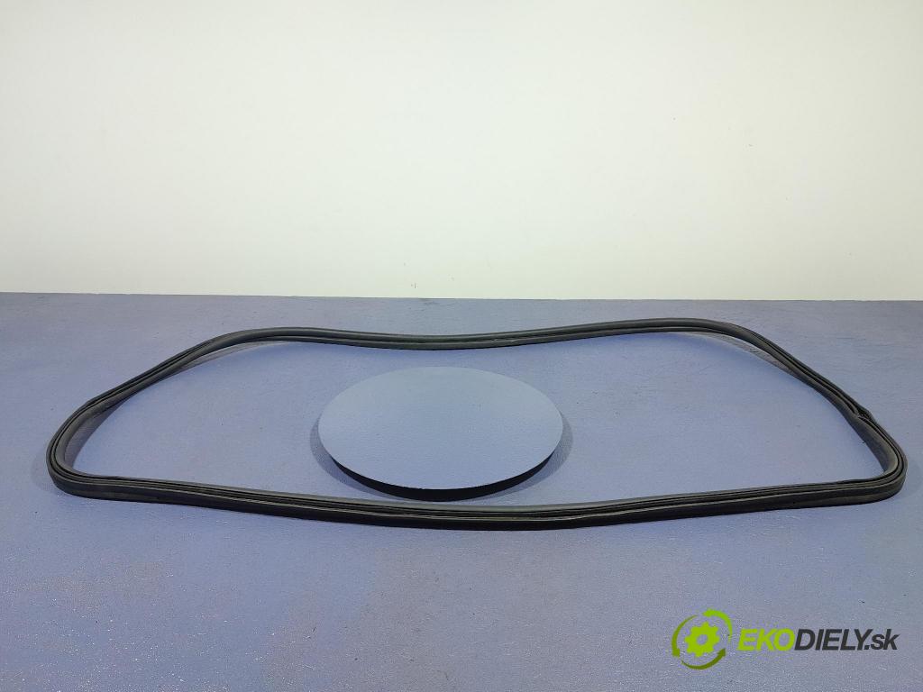 Bmw M5 2019 Těsnění: Kryty: kufra: 7366401