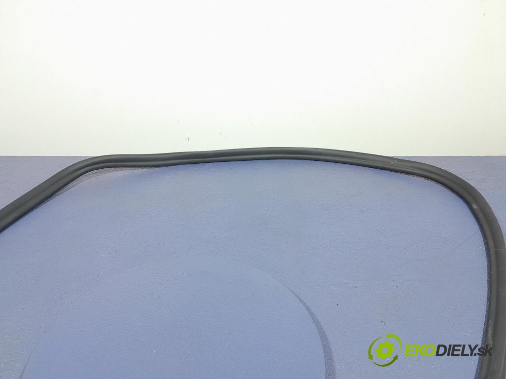 Bmw M5 2019 Těsnění: dveře 7381326