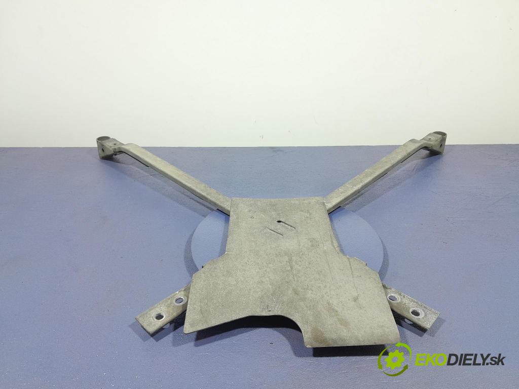 Bmw M5 2019 výstuha Predné: / pas predný 8064893