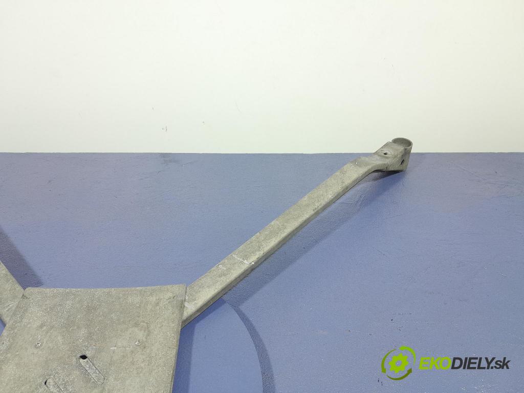 Bmw M5 2019 výstuha Predné: / pas predný 8064893