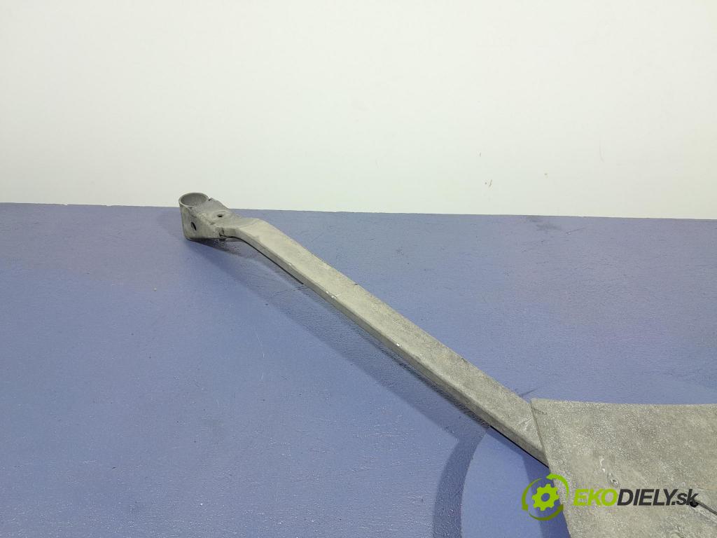 Bmw M5 2019 výstuha Predné: / pas predný 8064893