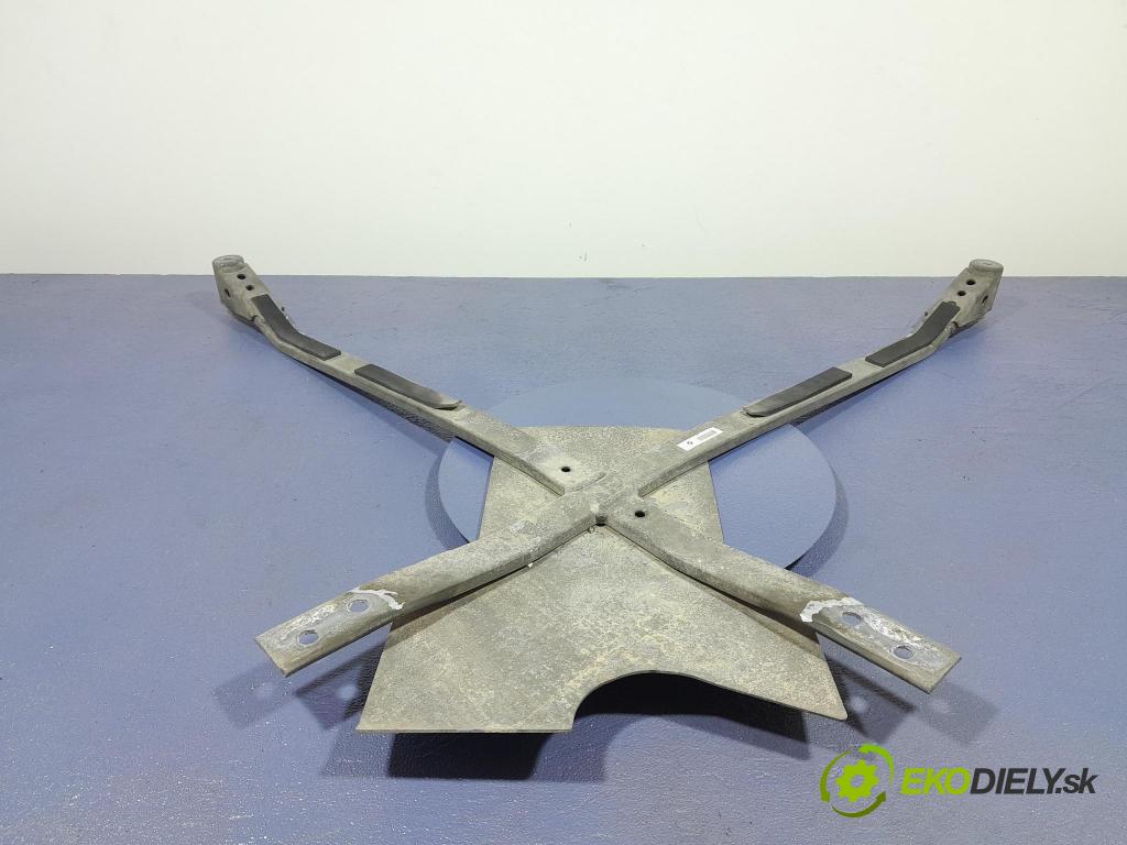 Bmw M5 2019 výstuha Predné: / pas predný 8064893