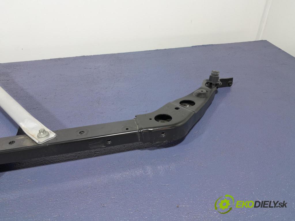 Bmw Z4 2022 výstuha Predné: / pas predný 7436780