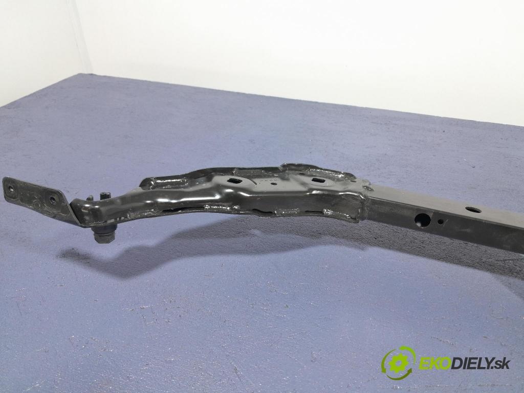 Bmw Z4 2022 výstuha Predné: / pas predný 7436780