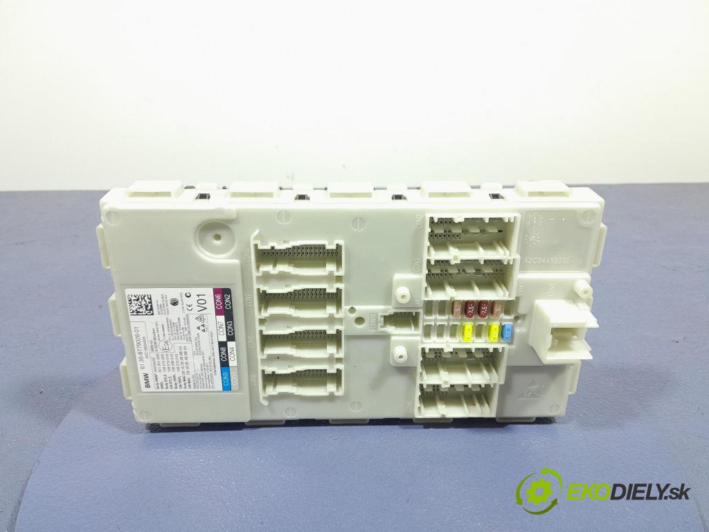 Bmw M5 2019 skrinka Poistky: 8779026