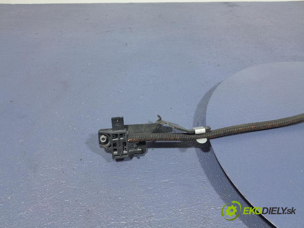 Bmw M5 2019 snímač 8098309