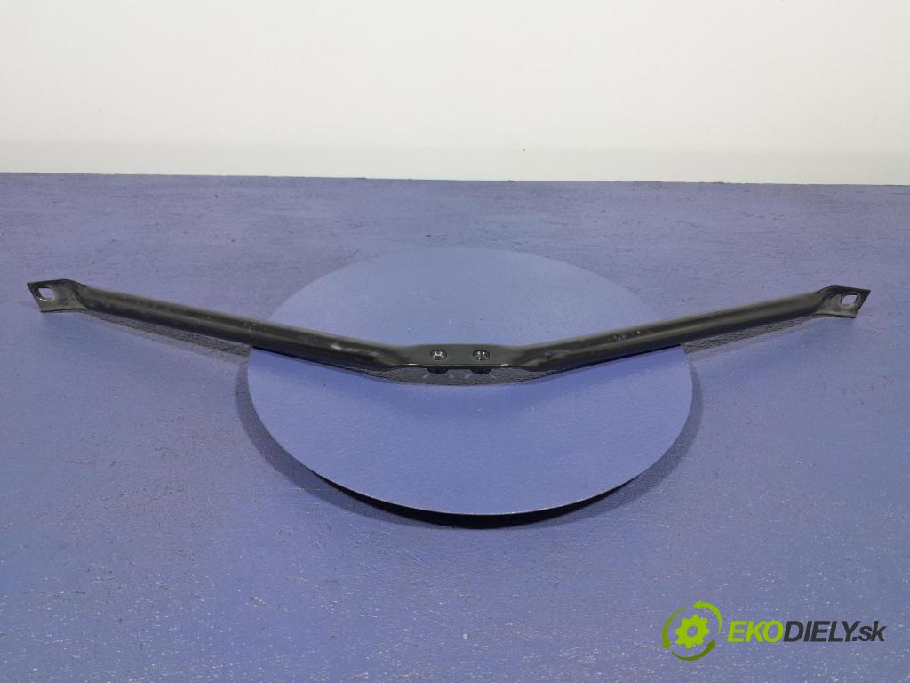 Bmw Z4 2022 výstuha Predné: / pas predný 7436785