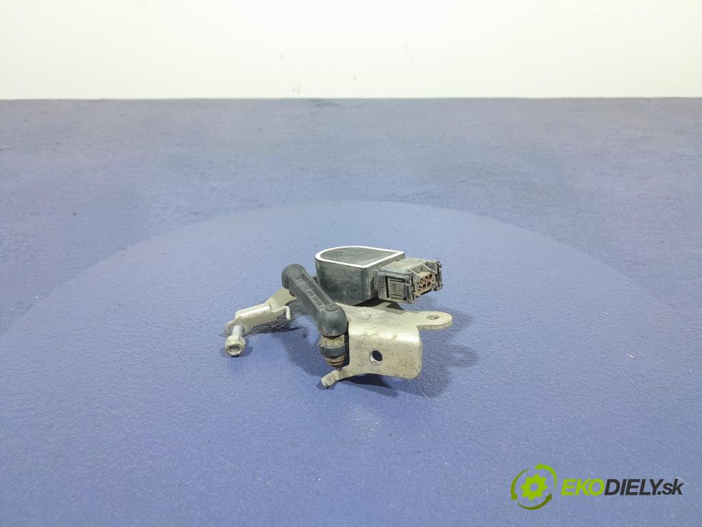 Bmw M5 2019 snímač svetiel 6870970