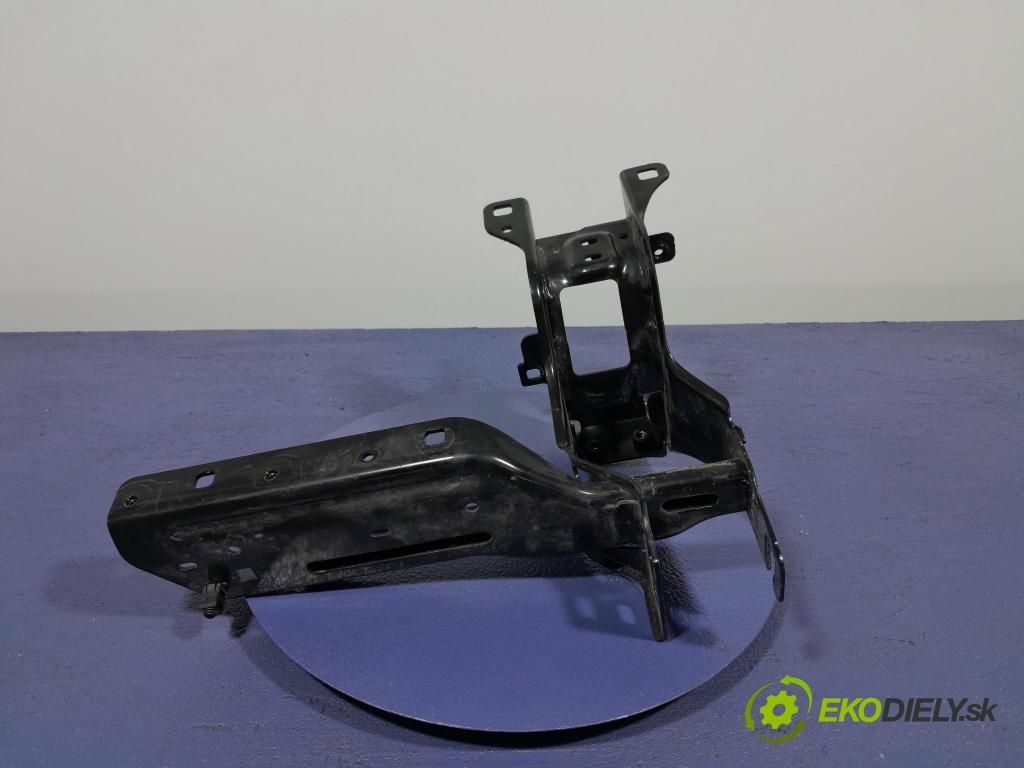 Bmw Z4 2022 výstuha Predné: / pas predný 7436775