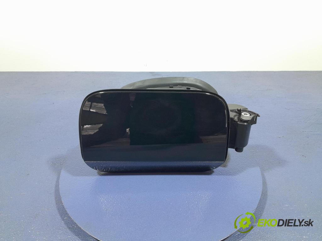 Bmw M5 2019 Klapka nádrže paliva