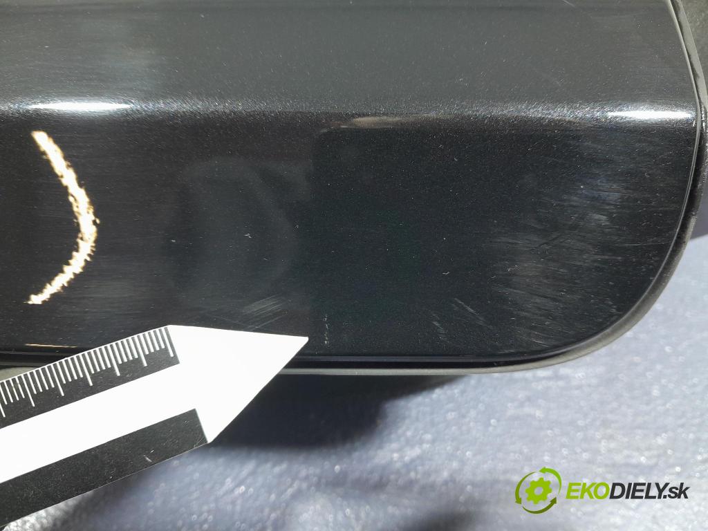 Bmw M5 2019 Klapka nádrže paliva