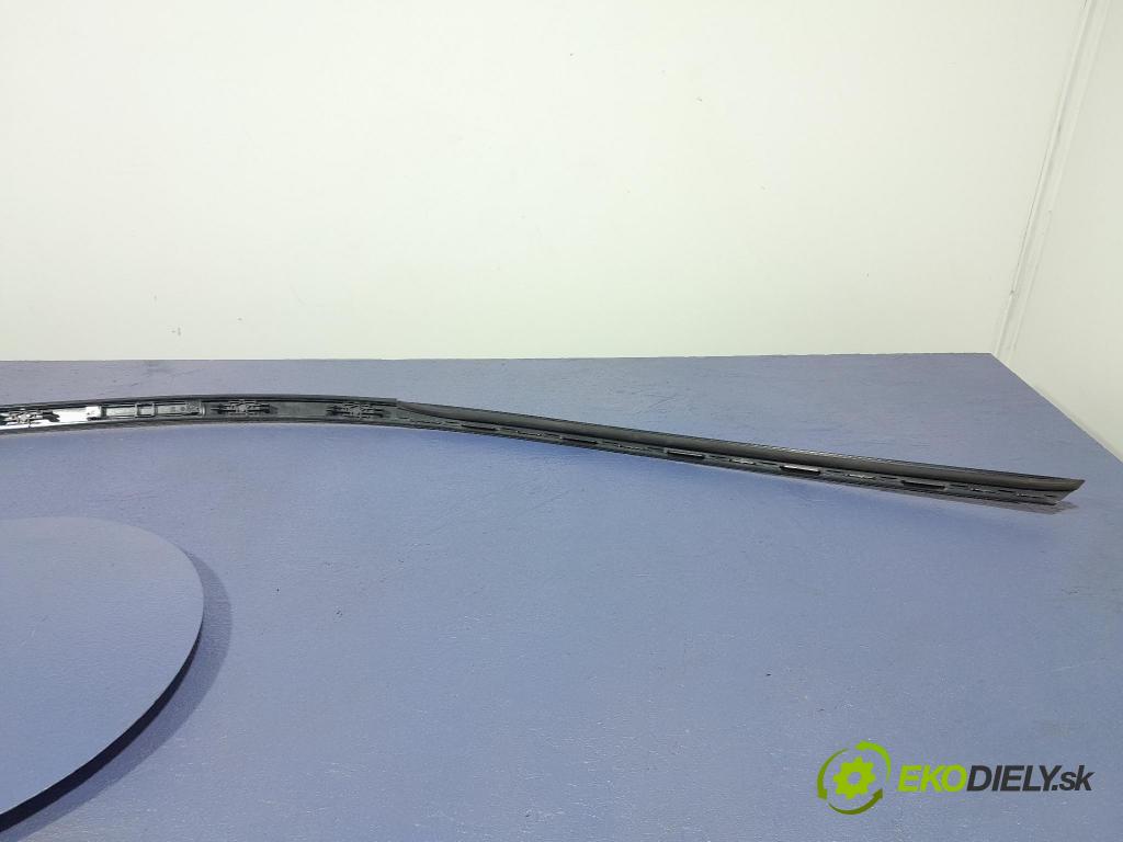 Bmw M5 2019 lišta Dekoratívne: 8081743