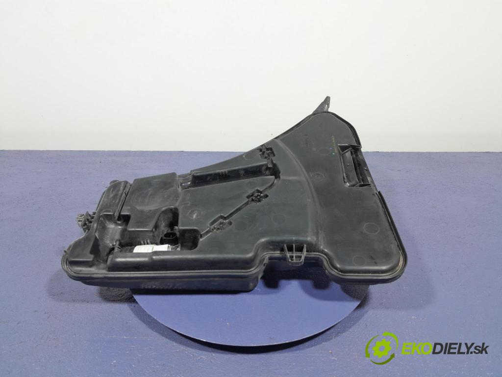 Bmw M5 2019 nádržka Podložka: 8071453