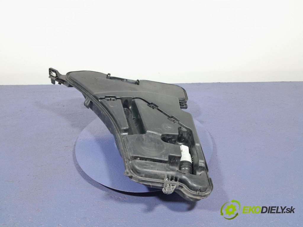 Bmw M5 2019 nádržka Podložka: 8071453