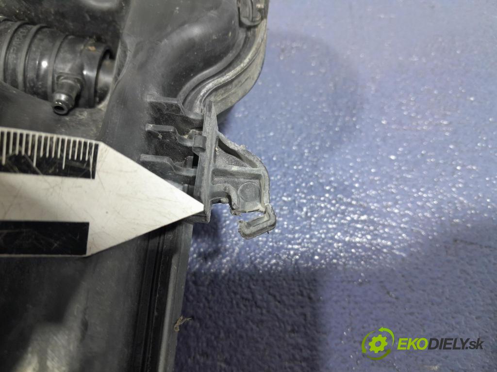 Bmw M5 2019 nádržka Podložka: 8071453