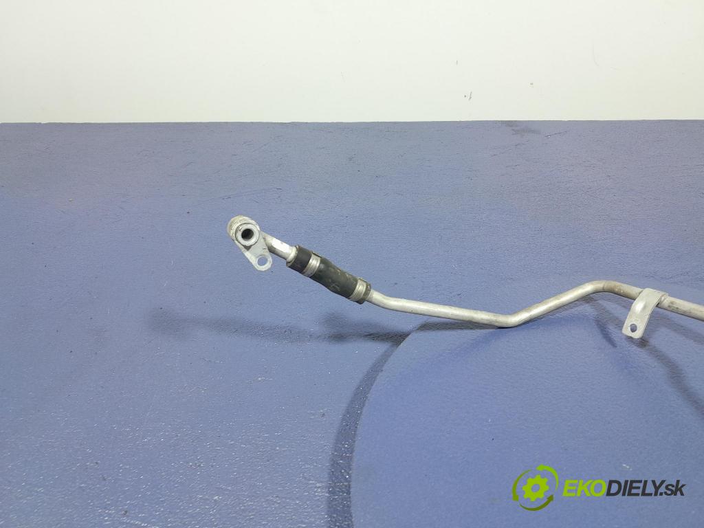 Bmw M5 2019 rúrka Olej 8092597