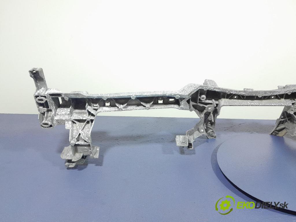 Bmw M5 2019 kokpit,pristrojová doska 9297646