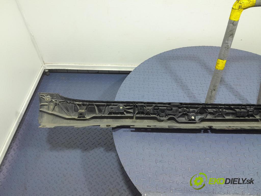 Bmw M5 2019 lišta Práh: 8064743