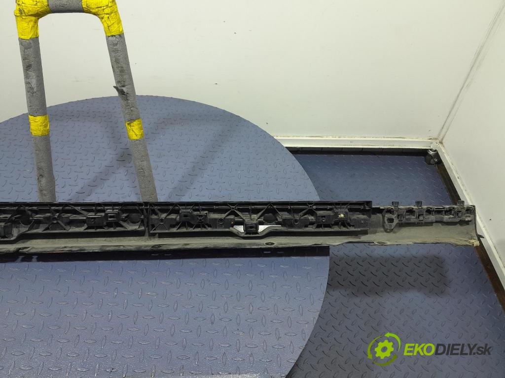 Bmw M5 2019 lišta Práh: 8064743