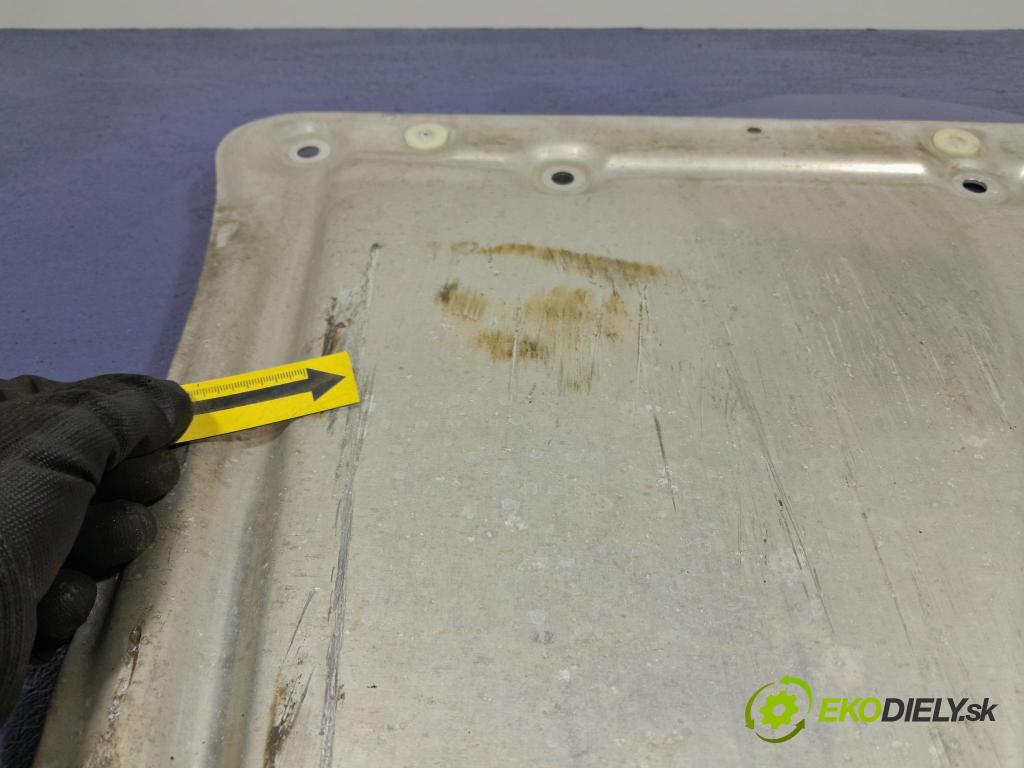 Bmw Z4 2022 kryt Plast: podvozek: 6865263