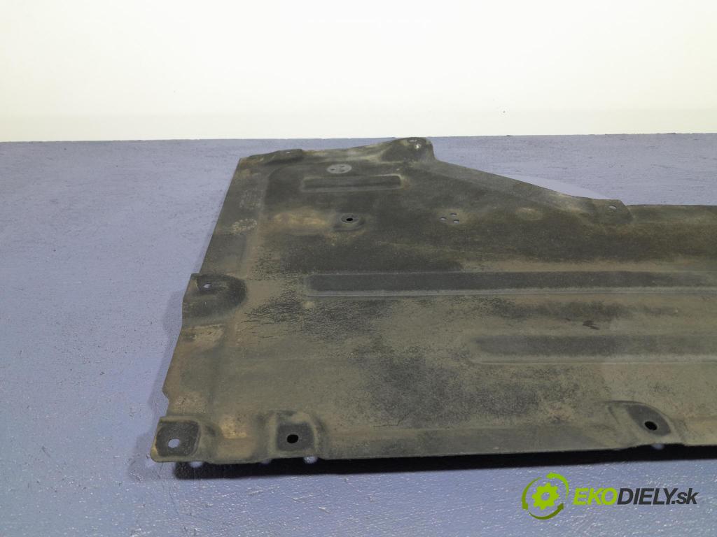 Bmw Z4 2022 kryt Plast: podvozek: 7441890