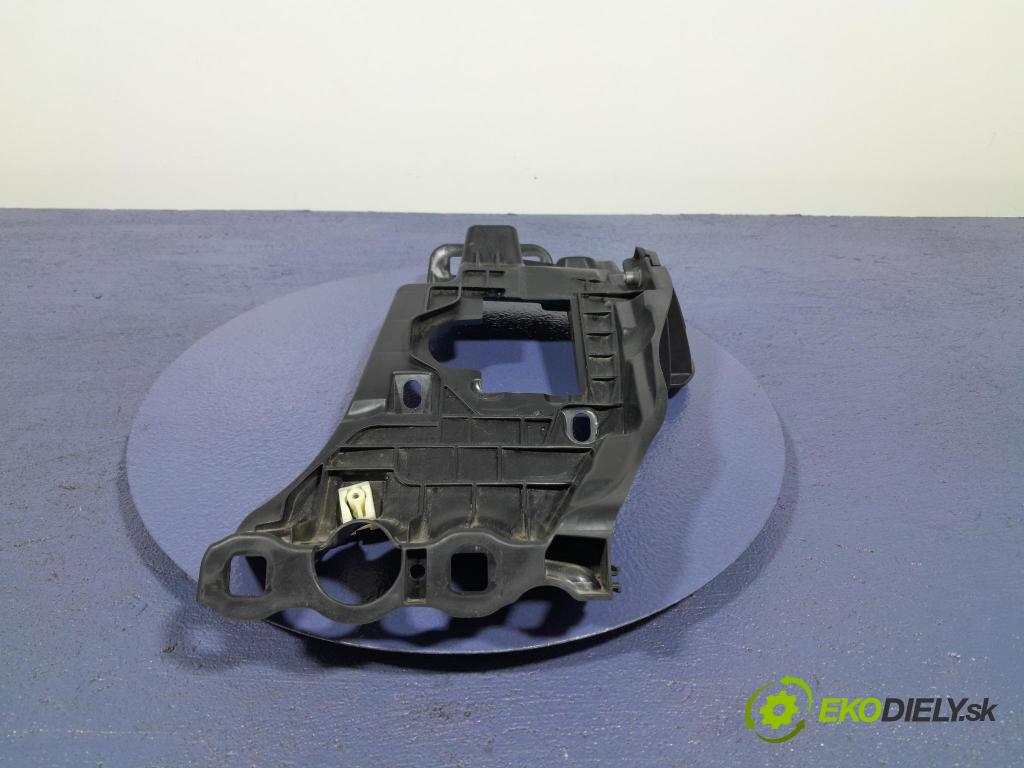 Bmw Z4 2022 Upevnenie: narazník 8812077