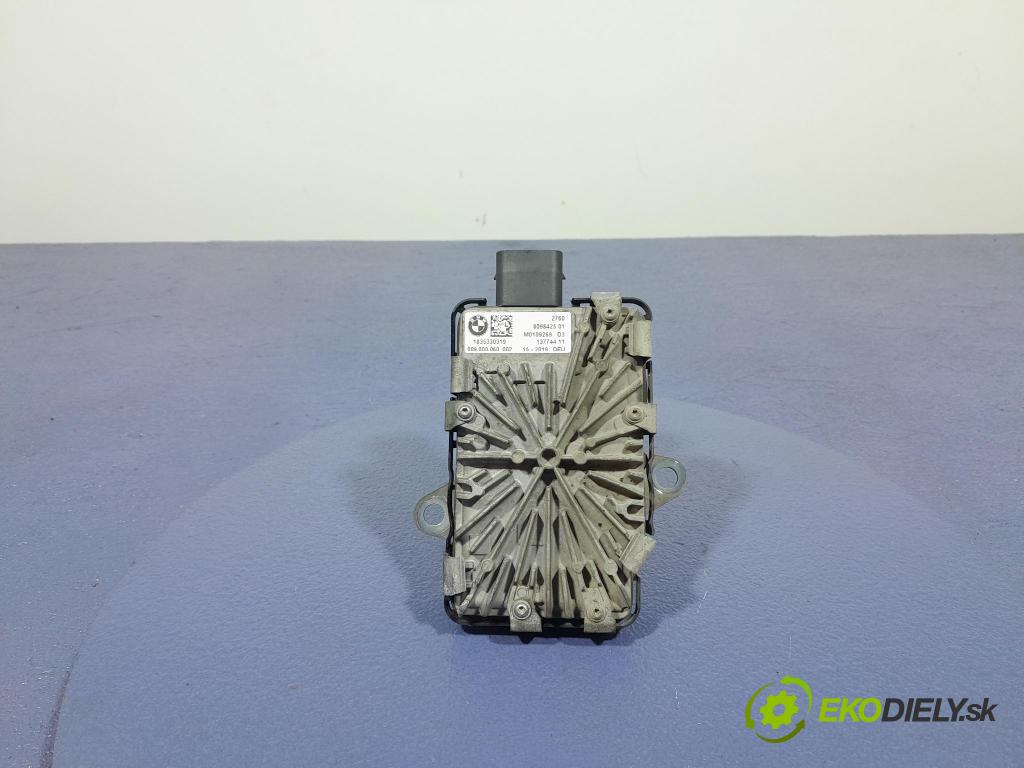 Bmw M5 2019 riadiaca jednotka 8098425