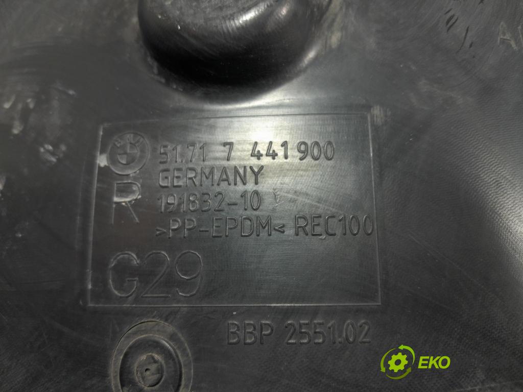 Bmw Z4 2022 Blatník: Plastové: Predné 7441900