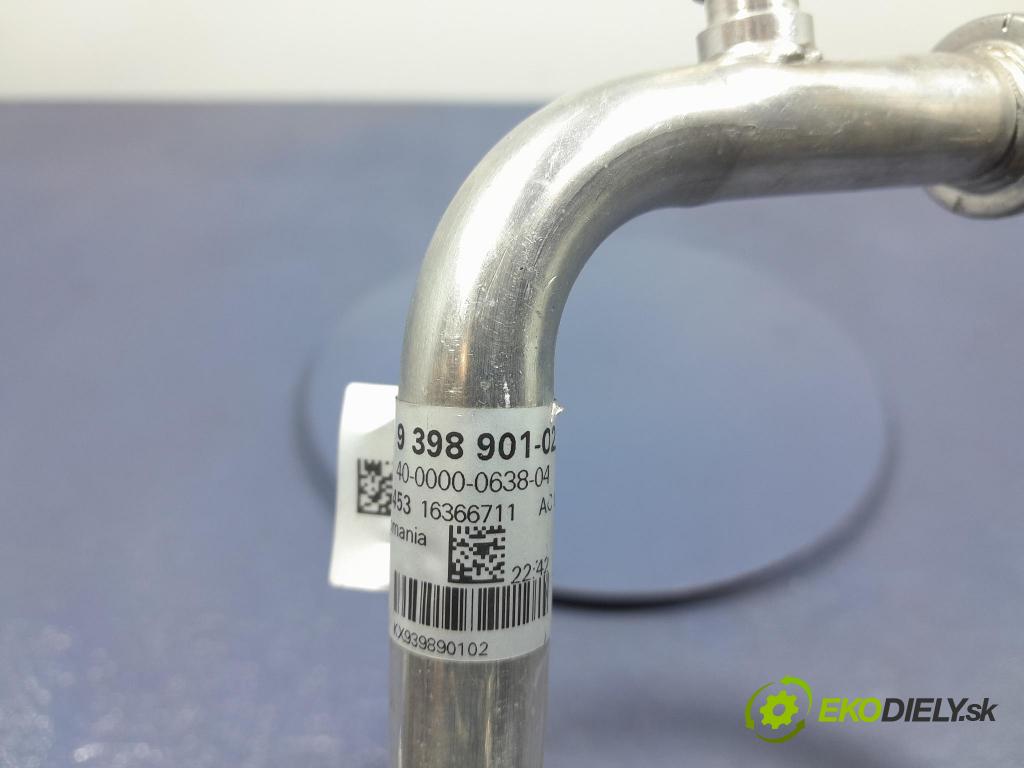 Bmw Z4 2022 trubka Klimatizace: 9398901