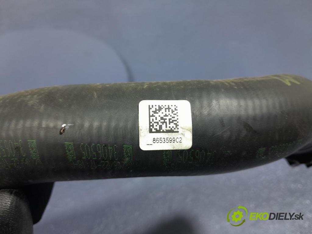 Bmw Z4 2022 trubka Chladič: 8653599